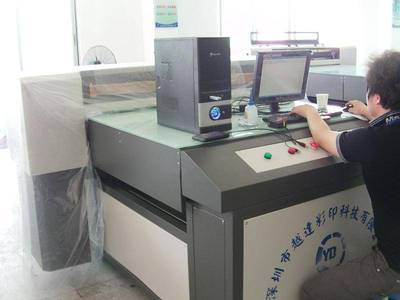 浙江玻璃衣柜門噴繪機(jī) 行業(yè)革新與設(shè)備選購指南